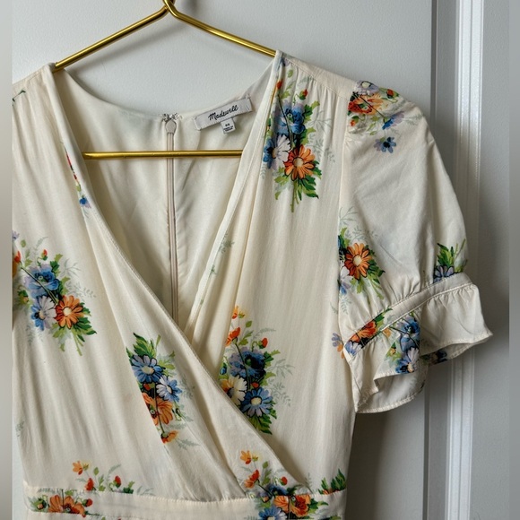 Madewell Ruffle-Sleeve Maxi Dress in Classic Corsage - Picture 5 of 10